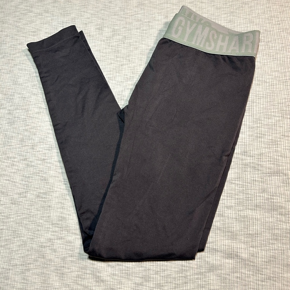 Gymshark‎ Leggings Logo Waistband Small Grey Full Length Slip Grip